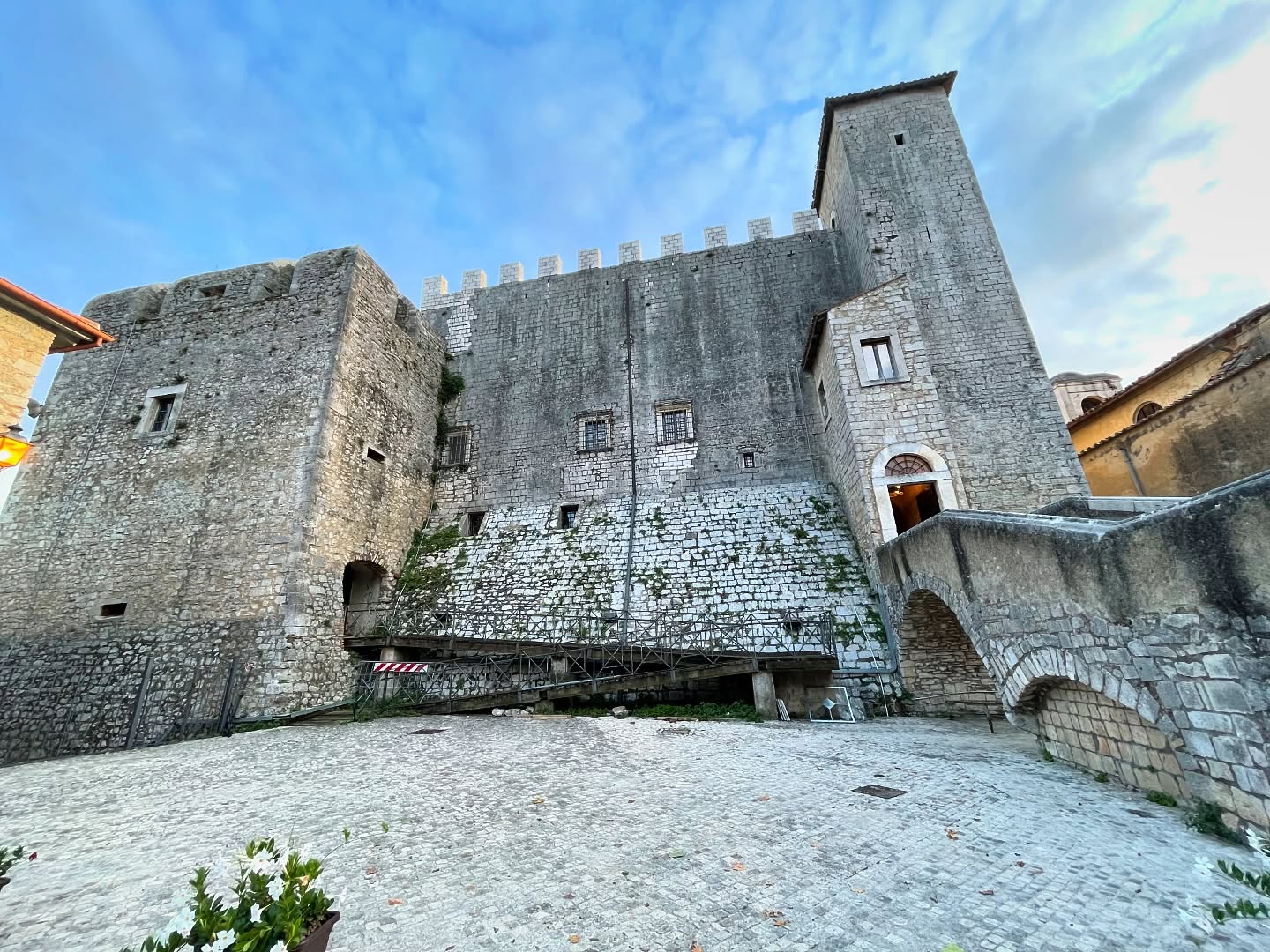 Castello maenza, macchia